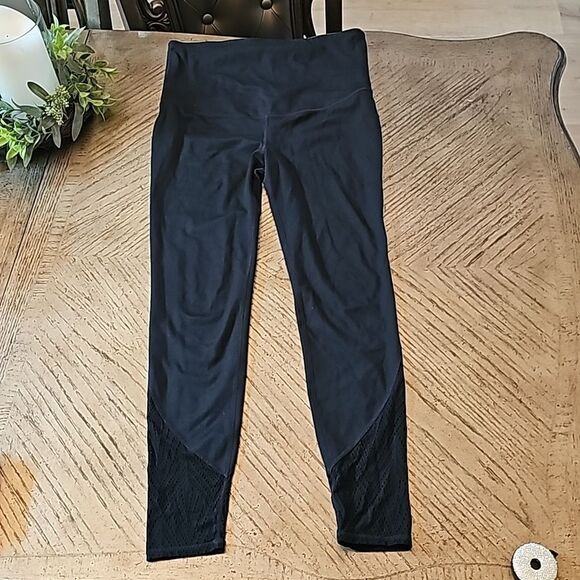 Black maternity leggings size S by Gap Blackout technology - Picture 13 of 13